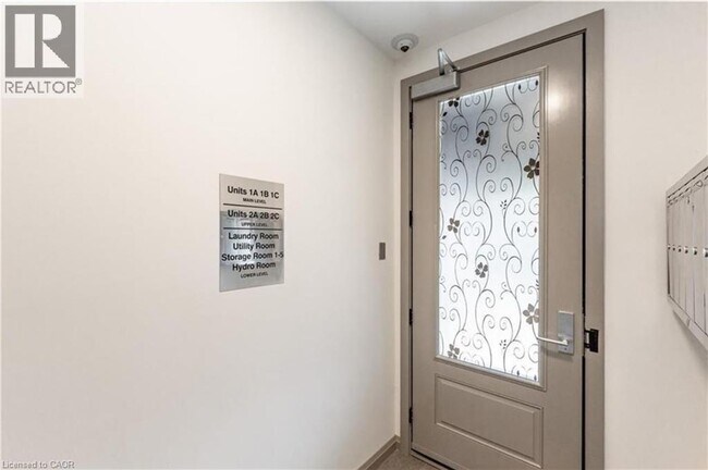 36 Grant Ave in Hamilton, ON - Building Photo - Building Photo