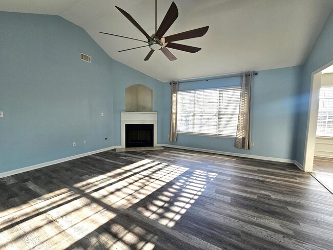 property at 1325 Apache Tr