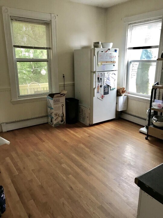 5 Buckley Ave, Unit 2 in Boston, MA - Building Photo