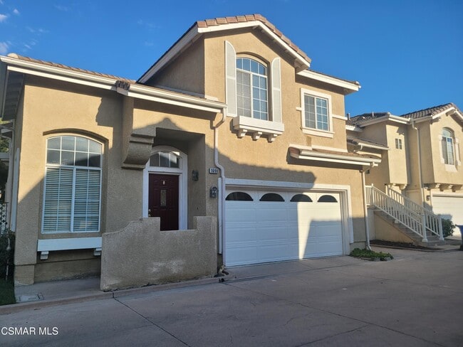 property at 1690 Tanglebush Ln