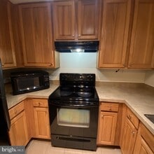 18510 Boysenberry Dr in Montgomery Village, MD - Building Photo - Building Photo