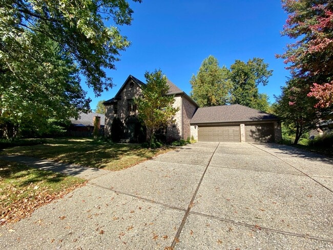 property at 2300 S Olcott Blvd