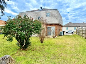 3563 Kings Dr in Chalmette, LA - Foto de edificio - Building Photo