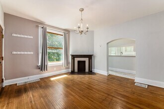 919 Hunter Ave in Columbus, OH - Building Photo - Building Photo