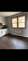 4936 N Harlem Ave in Harwood Heights, IL - Building Photo