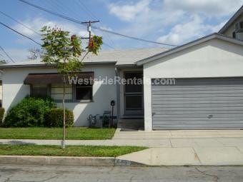 property at 606 N Kenilworth Ave