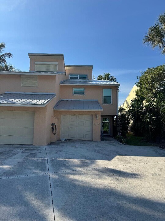 409 Fernandina St in Fort Pierce, FL - Building Photo