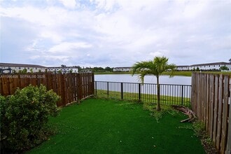 2375 NW 122nd Ter in Miami Shores, FL - Building Photo - Building Photo