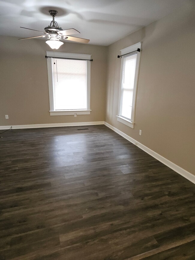 1214 5th Ave in St. Joseph, MO - Building Photo - Building Photo