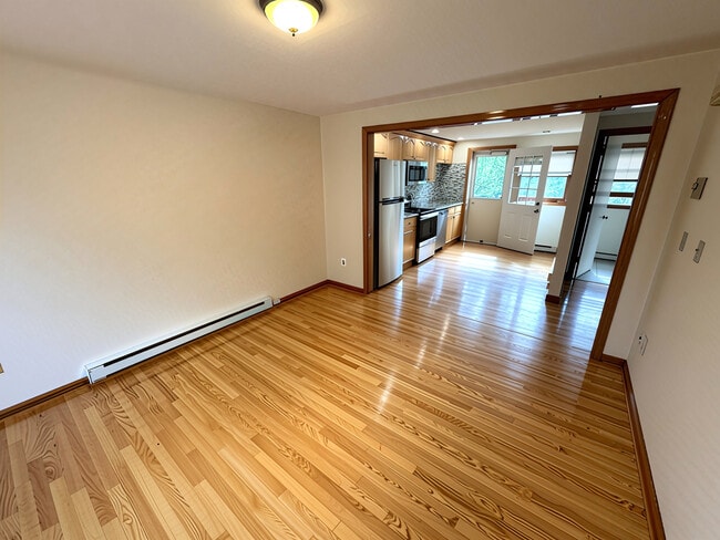 10 Waverly Pl in Melrose, MA - Building Photo - Building Photo