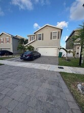 439 NE 6th Pl in Florida City, FL - Building Photo - Building Photo