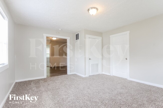 2752 S Rybolt Ave in Indianapolis, IN - Building Photo - Building Photo