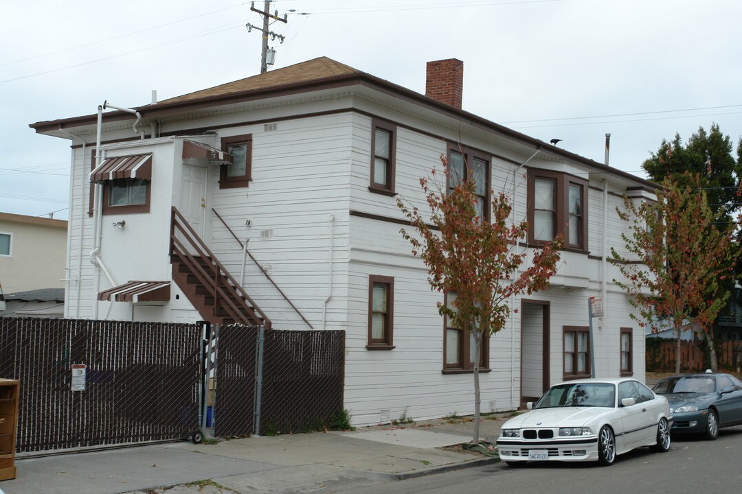 2300 7th St in Berkeley, CA - Building Photo