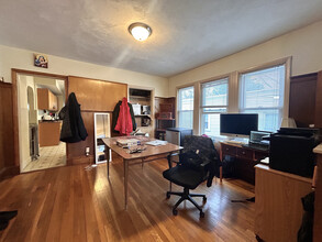 67 Euston Rd, Unit 3 in Boston, MA - Building Photo - Building Photo