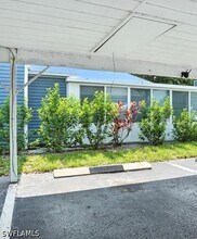 3355 Timberwood Cir in Naples, FL - Building Photo - Building Photo