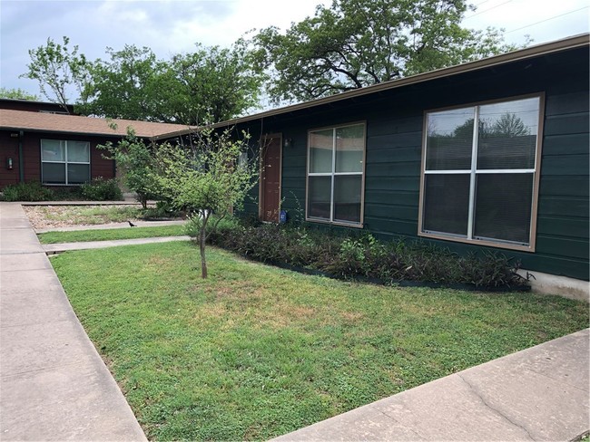 2314 Parker Ln-Unit -2 in Austin, TX - Building Photo - Building Photo