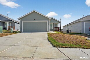 14023 Wool Pk in San Antonio, TX - Building Photo