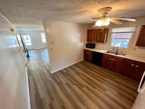 1086 Duncan Ave in Lexington, KY - Building Photo - Building Photo