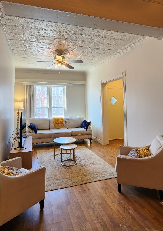 1403 N Luzerne Ave in Baltimore, MD - Foto de edificio - Building Photo