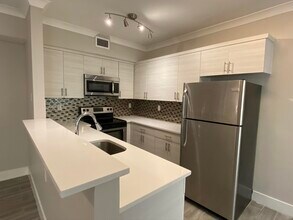 222 Sidonia Ave-Unit -2 in Coral Gables, FL - Building Photo - Building Photo