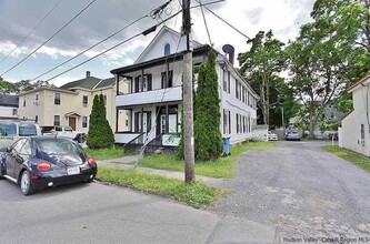 7 Wiltwyck Ave in Kingston, NY - Building Photo - Building Photo