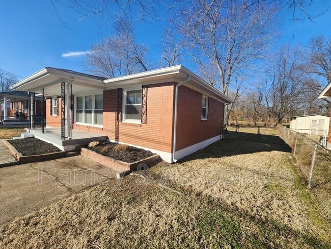 4507 Dover Rd in Louisville, KY - Building Photo - Building Photo