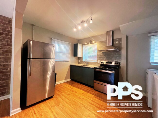 221 Lampkin St NE in Atlanta, GA - Building Photo - Building Photo