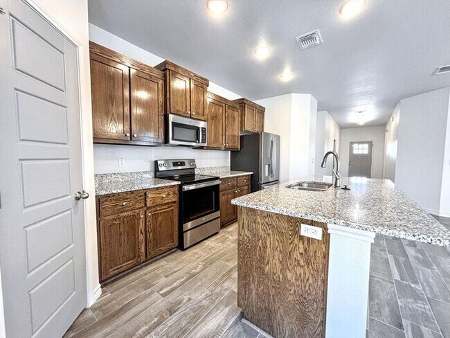 722 Freedom Cir in Nolanville, TX - Building Photo - Building Photo