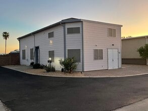17200 W Bell Rd, Unit Happy Trails Resort 1765 in Surprise, AZ - Building Photo - Building Photo