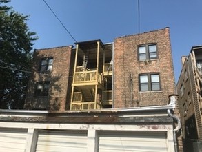 7841 S Phillips Ave in Chicago, IL - Building Photo - Building Photo