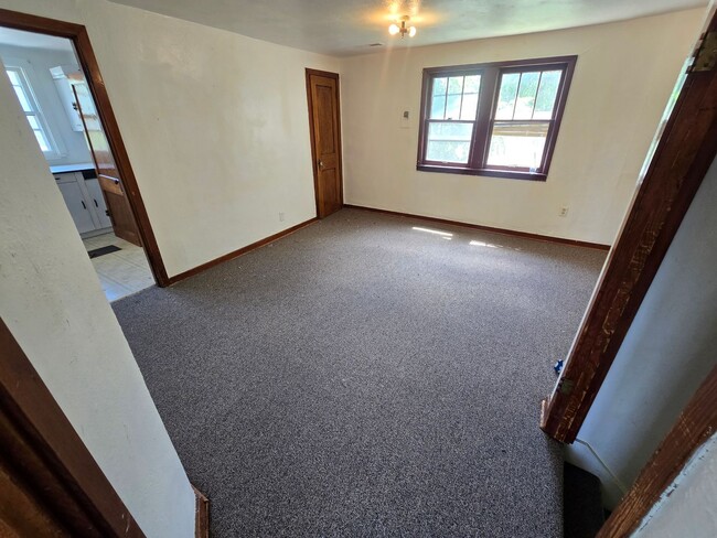 property at 2833 Chambers St