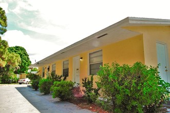 4162 Kirk Rd in Lake Worth, FL - Building Photo - Building Photo