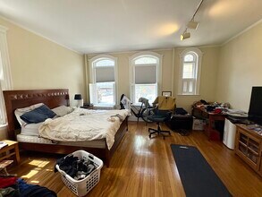 282 Newbury St, Unit 1 in Boston, MA - Building Photo - Building Photo