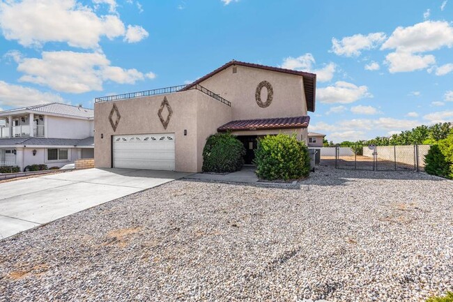 17705 Vista Point Dr in Victorville, CA - Building Photo - Building Photo