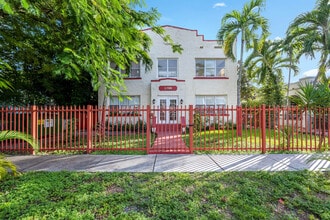 1630 SW 10th St in Miami, FL - Building Photo - Building Photo