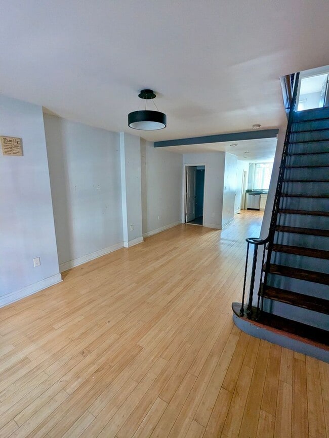 2016 S Hemberger St in Philadelphia, PA - Building Photo - Building Photo