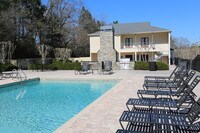 Building Photo - Foxgate Apartments in Hattiesburg, Mississippi