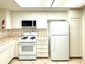 9937 Dauntless St in San Diego, CA - Building Photo - Building Photo