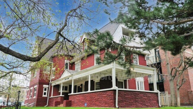 property at 1100 E 16th Ave