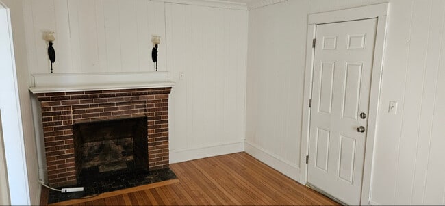243 Main St