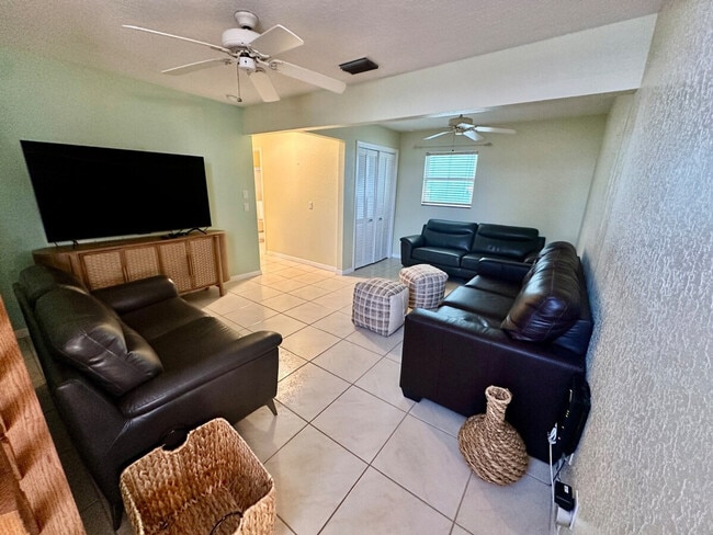 1292 Nettles Blvd, Unit SI ID1538695P