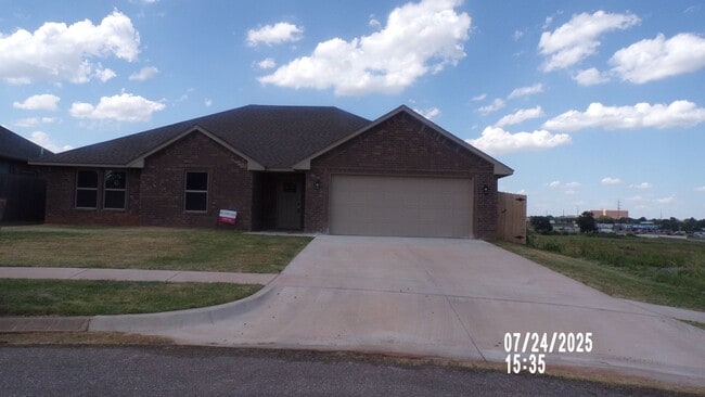 property at 4001 SW Jefferson Ave