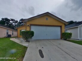 7944 Cherry Blossom Dr S in Jacksonville, FL - Building Photo