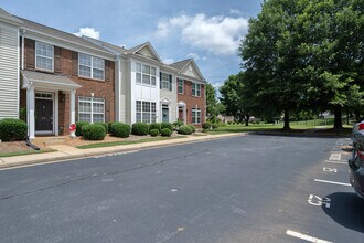 25 Stratus Ct in Greer, SC - Building Photo - Building Photo