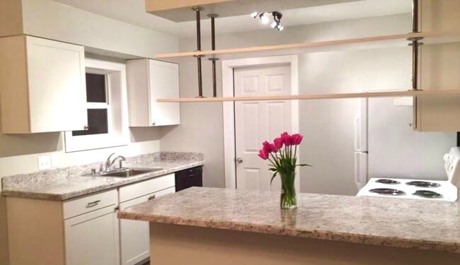 2297 Sherwood Ln in Missoula, MT - Building Photo - Building Photo