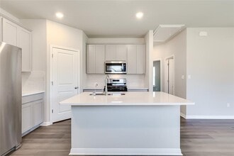 12609 Autumn Bird Trce in Buda, TX - Building Photo - Building Photo