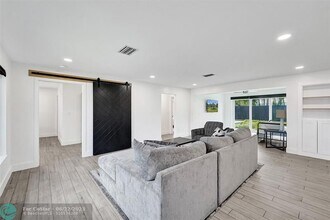 4231 NE 20th Ave in Fort Lauderdale, FL - Building Photo - Building Photo