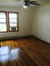 4817 41st St-Unit -#2 in Queens, NY - Building Photo - Building Photo