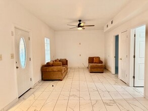 16590 S Windmill Ave in Odessa, TX - Building Photo - Building Photo