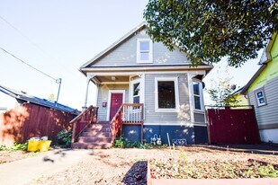 5312 NE 16th Ave in Portland, OR - Building Photo